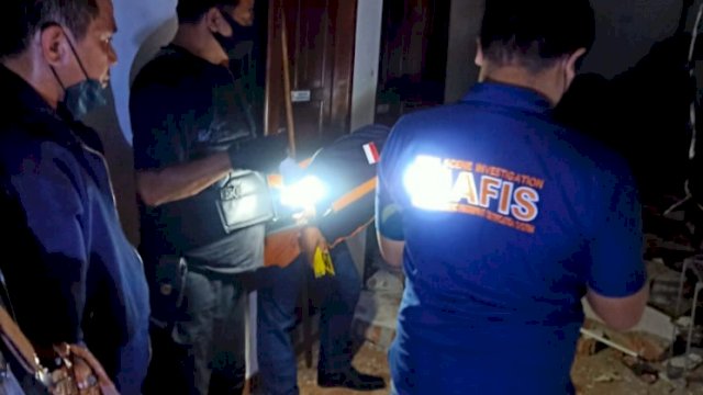 Tim Innafis Polda Sulsel melakukan Penyelidikan Ledakan Tabung Gas 3 Kg