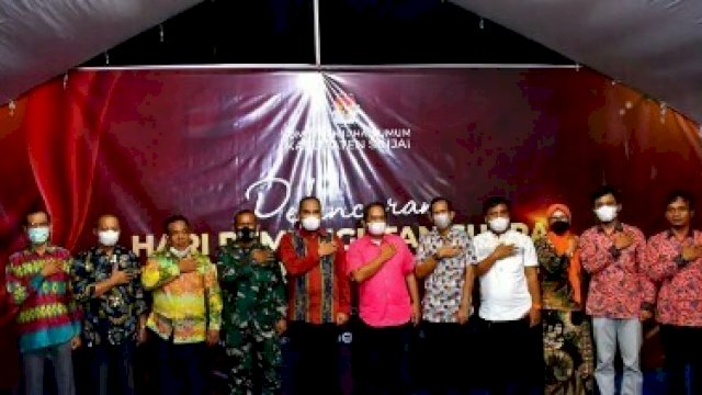 KPU dan Pemkab Sinjai Hadiri Peluncuran Hari Pemungutan Suara Pemilu Serentak 2024