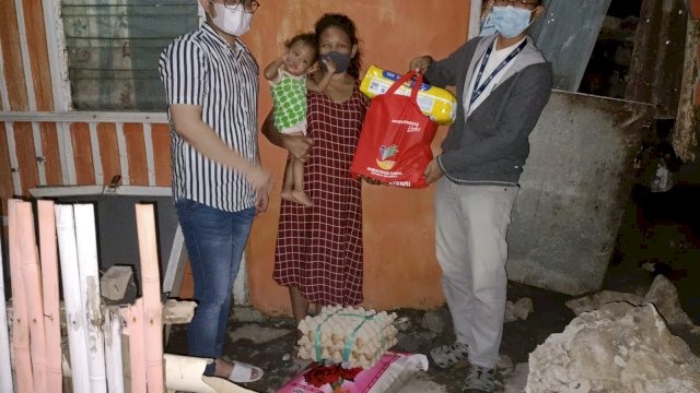 Kemensos RI salurkan bantuan korban tanah longsor kota pare pare