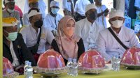 Hadiri Perayaan Pujawali, Bupati Indah: Mari Jaga Harmonisasi Perkuat Toleransi Beragama