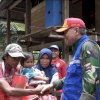 Bupati Luwu Salurkan Buffer Stock Untuk Korban Tanah Longsor Di Latimojong