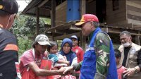 Bupati Luwu Salurkan Buffer Stock Untuk Korban Tanah Longsor Di Latimojong