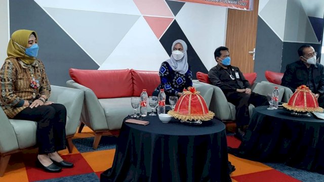 Dinas Perpustakaan dan Kearsipan Daerah (Dispersipda) bersama Dinas Komunikasi, Informatika, Statistik dan Persandian (Diskominfo SP) Kabupaten Luwu Utara terus bersinergi dalam rangka menghadirkan aplikasi Sistem Informasi Kearsipan Dinamis Terintegrasi alias Srikandi di Kabupaten Luwu Utara.