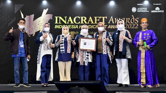 Tampilkan Konsep Rumah Tongkonan Di Inacraft Jakarta, Stand Dekranasda Sulsel Jadi Stand Terbaik