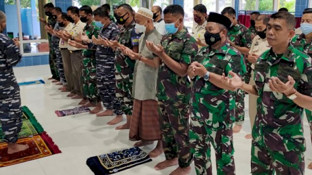 Lantamal VI Gelar Doa Bersama Bagi Prajurit Marinir TNI AL Yang Gugur Di Nduga Papua