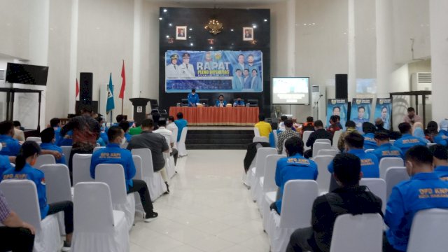 Rapat Pleno Diperluas Yang gelar oleh KNPI Makassar. (*)