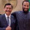 Luhut Acungkan Jempol saat Dirangkul Putra Mahkota Arab Saudi, Menawarkan Bisnis Energi di Indonesia
