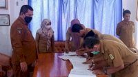 Pejabat Eselon III, IV dan Fungsional Diskominfo Sinjai Teken Perjanjian Kinerja 2022