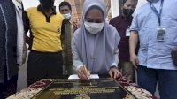 Bupati Indah Resmikan Pasar Rakyat Amassangan