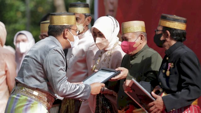 Parade Budaya Makassar Tahun 2022, Danny Bawakan Tradisi Pappasang, Nasehat Empat Etnis Budaya Makassar&nbsp;