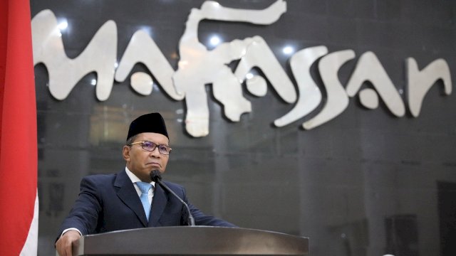 Lantik Kadis Dukcapil Makassar, Walkot Makassar Minta Perbaiki Sistem