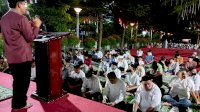 Safari Ramadan di Pelataran Kantor Wali Kota Makassar, Ashar Tamanggong: Jangan Ada Orang Miskin Tidak Bayar Zakat