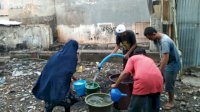 PDAM Salurkan Air Bersih Ke Warga Korban Kebakaran