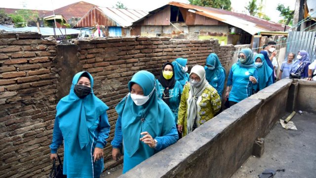 PKK Sulsel Bantu Korban Kebakaran di Bara-barayya Induk