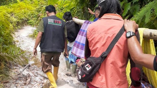 Aksi Kemanusiaan PSC 119 Luwu Utara Bantu Korban Jatuh di Jurang Kedalaman 40 Meter