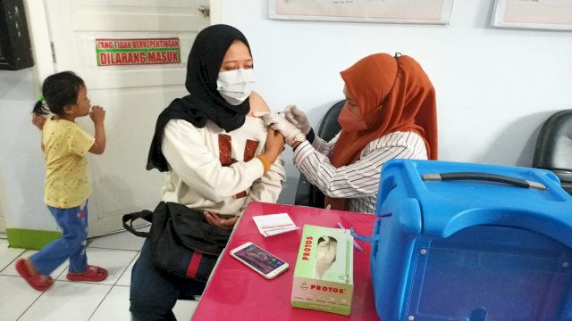 Dinkes Makassar Genjot Vaksinasi Lansia, Puskesmas Maccini Sawah Dari Rumah ke Rumah