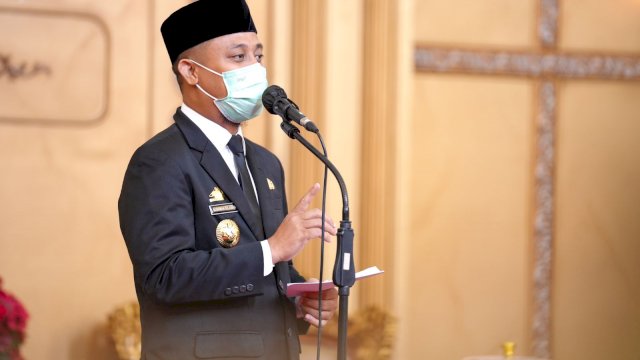 Gubernur Sulsel, Andi Sudirman Sulaiman.