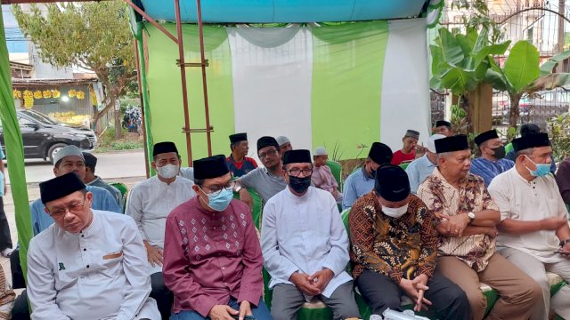 Buka puasa bersama warga Turatea.