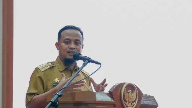 Beri Bonus Tambahan 10% untuk THR dan Gaji Ke-13, Gub Sulsel : Kita Siapkan Rp 250 Miliar