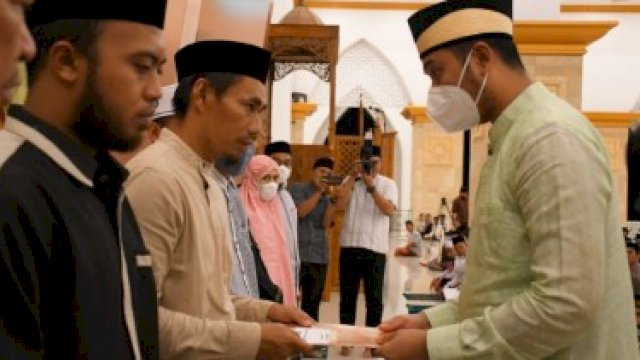 9 Ponpes Dapat Dana Hibah, Bupati ASA: Ini Bentuk Dukungan ke Penghafal Al-Qur’an&nbsp;