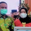 Aktivis Perempuan Pegiat Literasi Asal Sinjai Ini Diberi Penghargaan oleh Gubernur ASS