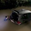 Sebuah Mobil Honda Brio Terjun ke Kanal di Manggala