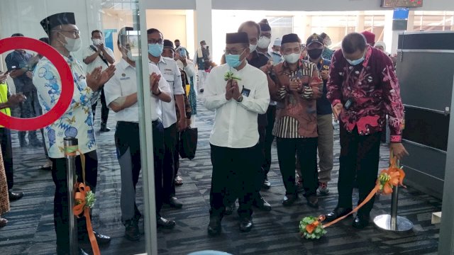 Melalui Garuda Indonesia, Gubernur Sulsel : Alhamdulillah Penerbangan PP Makassar – Madinah Kembali Dibuka