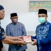 Di Soppeng, Gubernur ASS Serahkan Wakaf Al-Quran dan Hibah Sarana Masjid&nbsp;