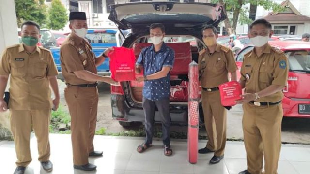 Dinsos Sulsel Salurkan Bantuan Tanggap Darurat untuk Korban Kebakaran di Gowa