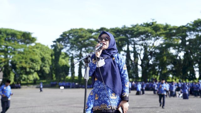 21 Tahun Mengabdi, Perjuangan Andi Heriyati Akhirnya Terima SK PPPK diserahkan Andi Sudirman
