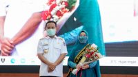 Gubernur ASS Kukuhkan Naoemi Octarina Sebagai Bunda Imunisasi Sulsel