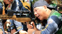 Momen Andi Utta Bidik Sasaran Tembak, Dua Kena, Satu Meleset