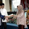 Pimpin Sertijab, Prof Hamdan Beberkan Keunggulan Yuspiani Naro Saat Jabat Biro AAKK UIN Alauddin