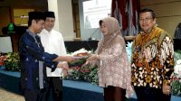 Pimpin Sertijab, Prof Hamdan Beberkan Keunggulan Yuspiani Naro Saat Jabat Biro AAKK UIN Alauddin