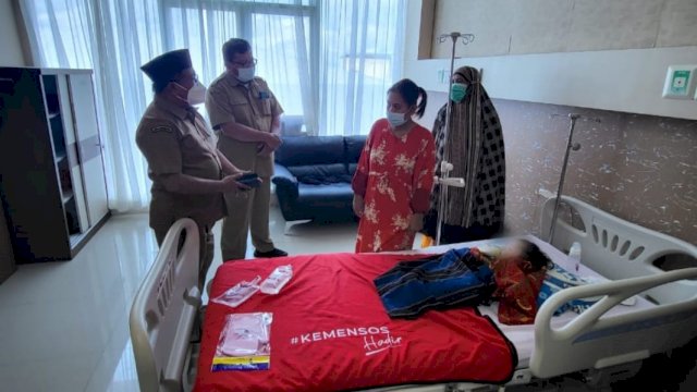 Gubernur Sulsel Fasilitasi Perawatan Bayi Penderita Hidrosefalus asal Wajo