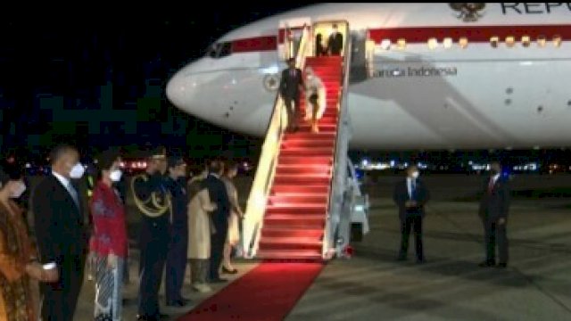 Saat Jokowi mendarat di AS.