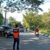 Anggota Dishub Makassar Lakukan Pengawasan Lalin di Jalan Metro Tanjung&nbsp;