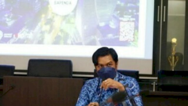 Kepala Bapenda Makassar, Firman Pagarra.
