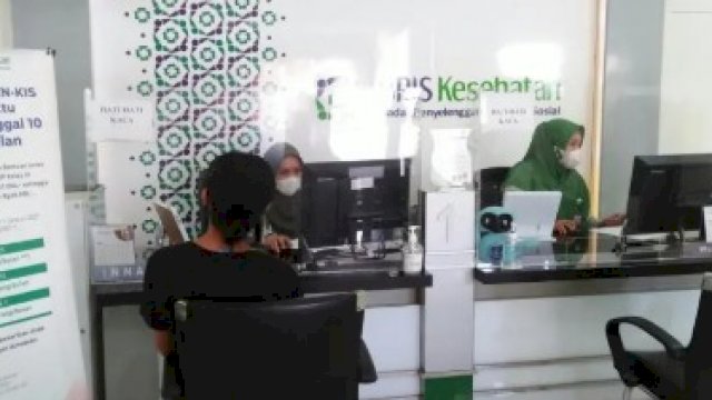 Pelayanan kesehatan.