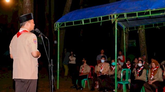 Gubernur Andi Sudirman Berkemah Bersama Pelajar di Moncong Sipolong Gowa