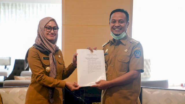 Terima Bantuan Keuangan Dari Pemprov, Bupati Lutra Tahun Ini Jalan Seko-Rampi Tuntas&nbsp;