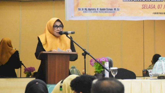 Apiaty K Amin Syam, Anggota DPRD Makassar