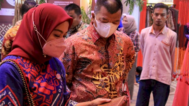 Ikut Sulsel Craft Show 2022, Atap Konjo Meraih The Best Product
