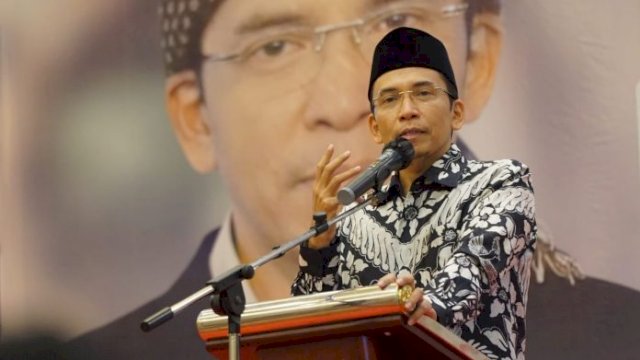 Tuan Guru Bajang (TGB) Dr. Muhammad Zainul Majdi Tabligh Akbar di Kecamatan Sukamaju, Luwu Utara