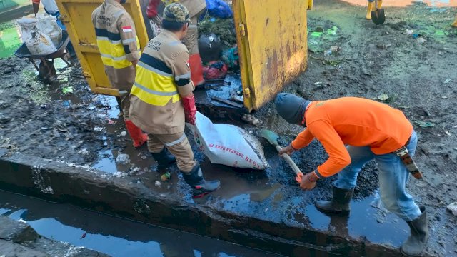 Tangani Banjir, Bupati Bantaeng Perintahkan Perlebar Drainase di Terminal Bantaeng