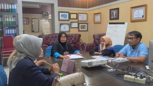 Kadis Perpustakaan Kota Makassar Menerima Tambahan Peserta Magang Mandiri