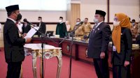 Gubernur Sulsel Lantik 2 Pejabat Eselon II Hasil Lelang