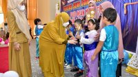 Naoemi Octarina Hadiri Penamatan dan Pentas Seni PAUD Insan Masagena