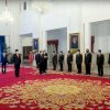Jokowi Lantik Zulhas dan Hadiah Tjahjanto Sebagai Menteri
