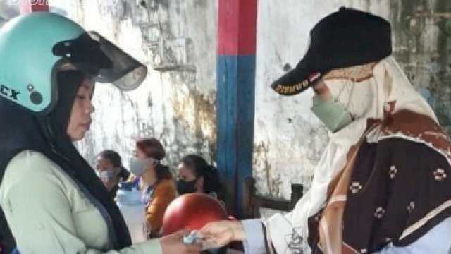 Dishub Makassar Lakukan Penarikan Retribusi di Dermaga
